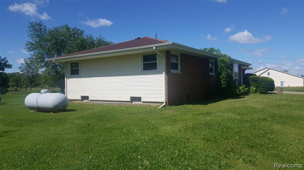 5285 Jefferson Road Clarklake, MI 49234 - Photo 2 of 23 Gallery Image 2