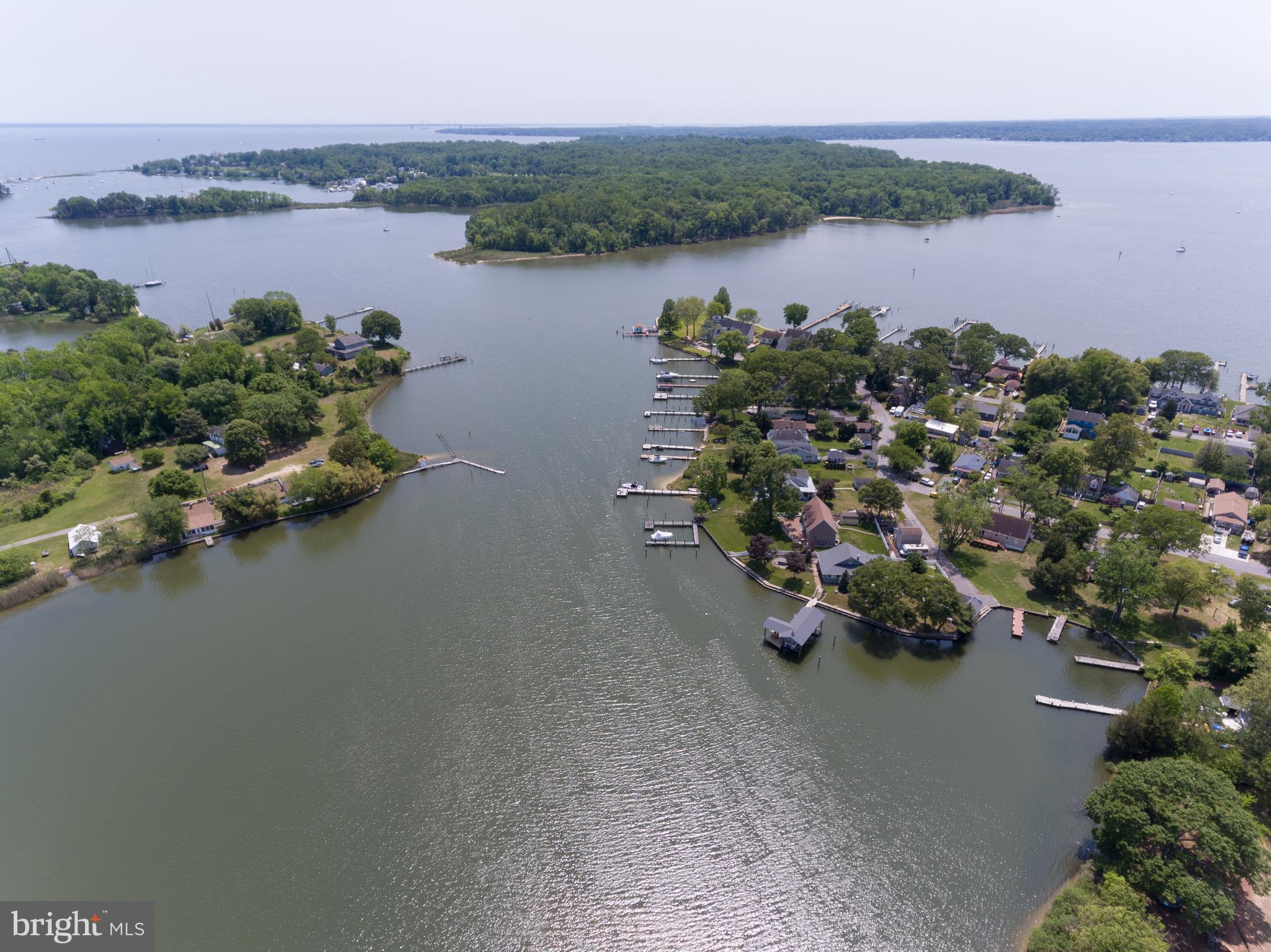 1708 Twickenham Road Pasadena, MD 21122 - Photo 48 of 69 Direct access to all the water has to offer!