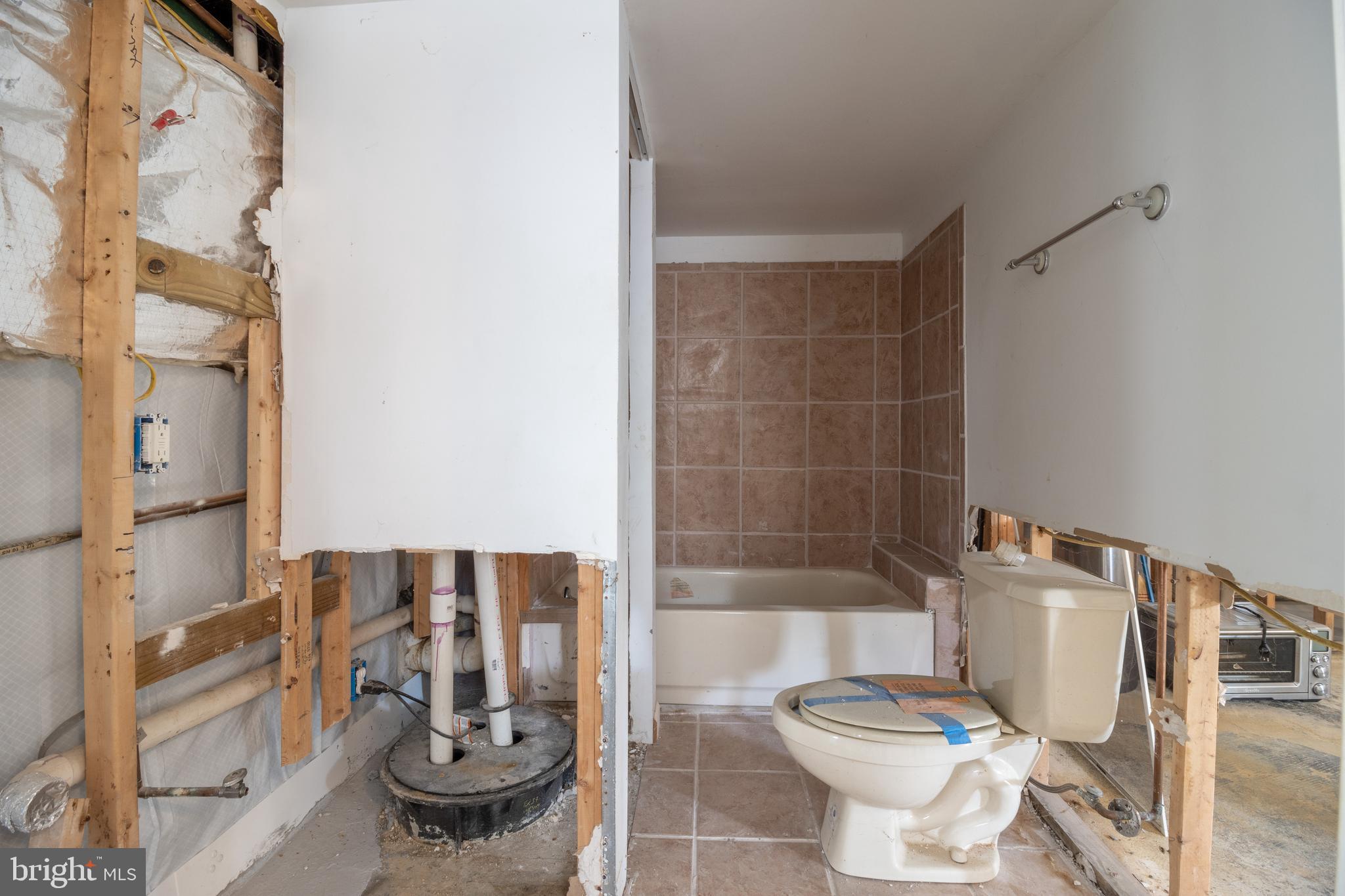 1708 Twickenham Road Pasadena, MD 21122 - Photo 67 of 69 Full bathroom needs finishing and connecting