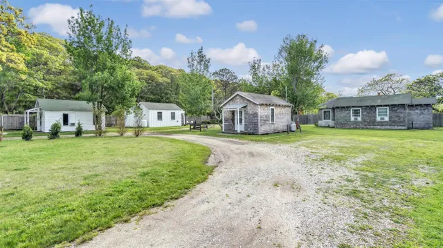 a house view with a outdoor space
