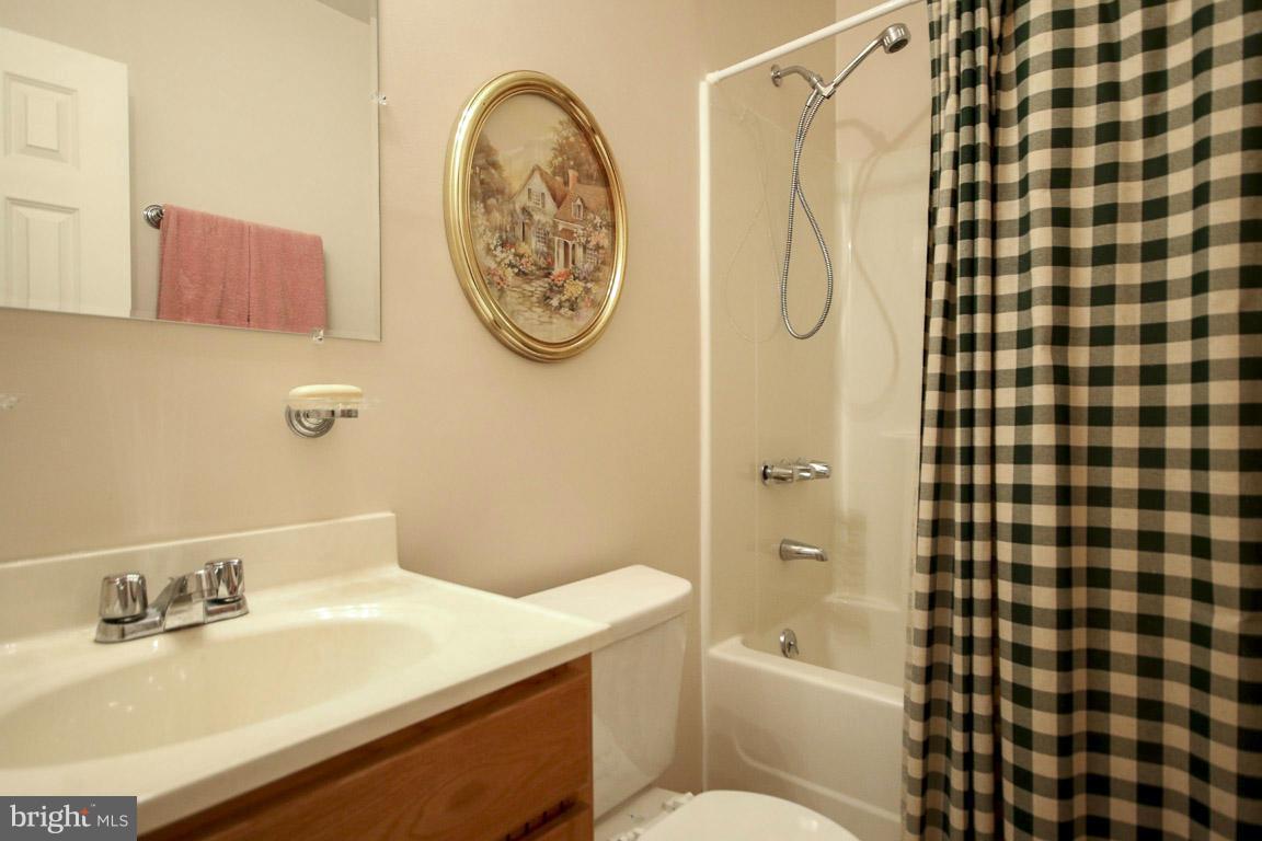 6616 Caledon Road King George, VA 22485 - Photo 26 of 30 Bath