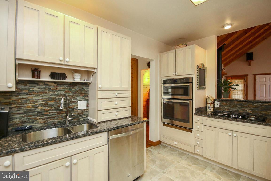 6616 Caledon Road King George, VA 22485 - Photo 8 of 30 Kitchen