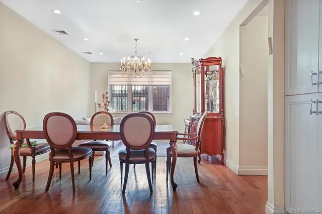 $1,450,000 | 431 Kent Avenue, Unit 3B | Williamsburg