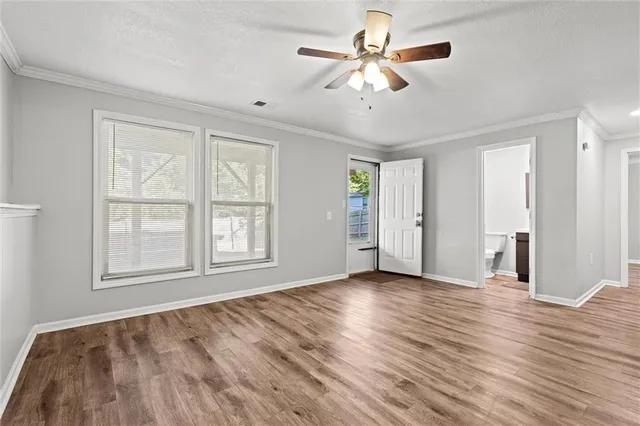 $259,999 | 411 North Queen Ridge Avenue, Independence, MO 64056