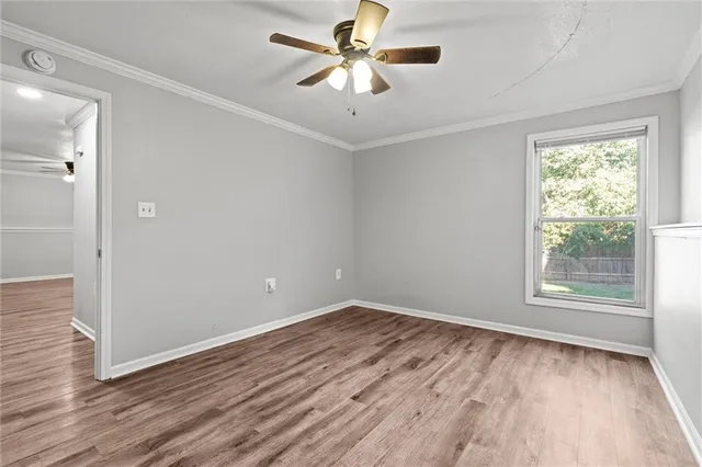 $259,999 | 411 North Queen Ridge Avenue, Independence, MO 64056