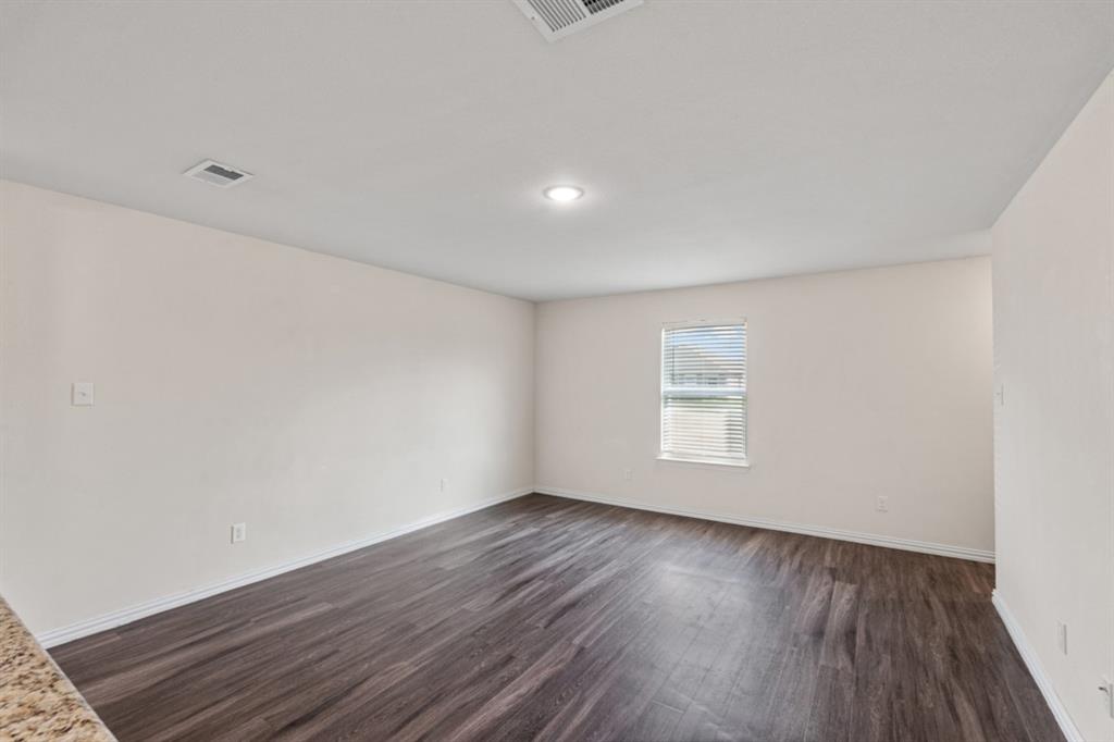2417 Abigail Lane Mabank, TX 75147 - Photo 7 of 23