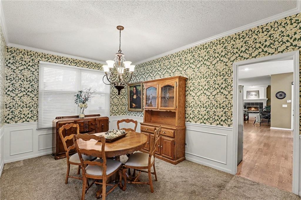 5304 Mullen Road Shawnee, KS 66216 - Photo 9 of 58