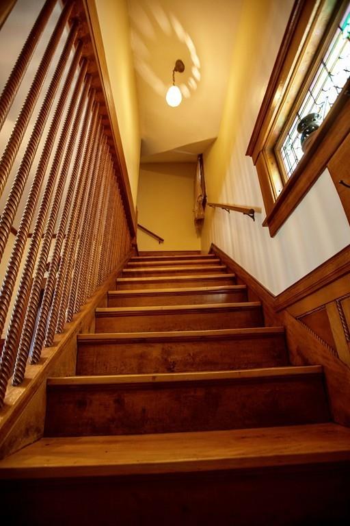 9 Lyons Road Dudley, MA 01571 - Photo 3 of 21 Gallery Image 3