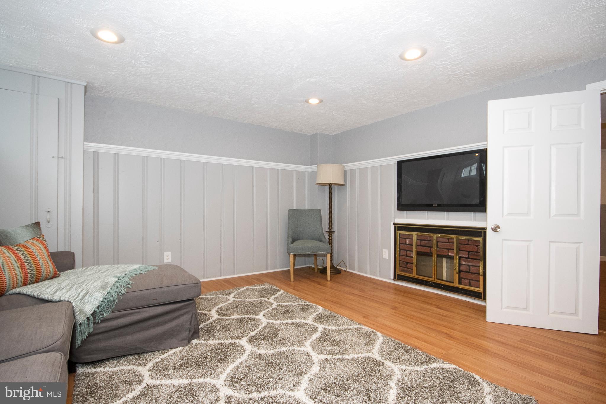 1249 Halstead Road Baltimore, MD 21234 - Photo 14 of 30 Family Room