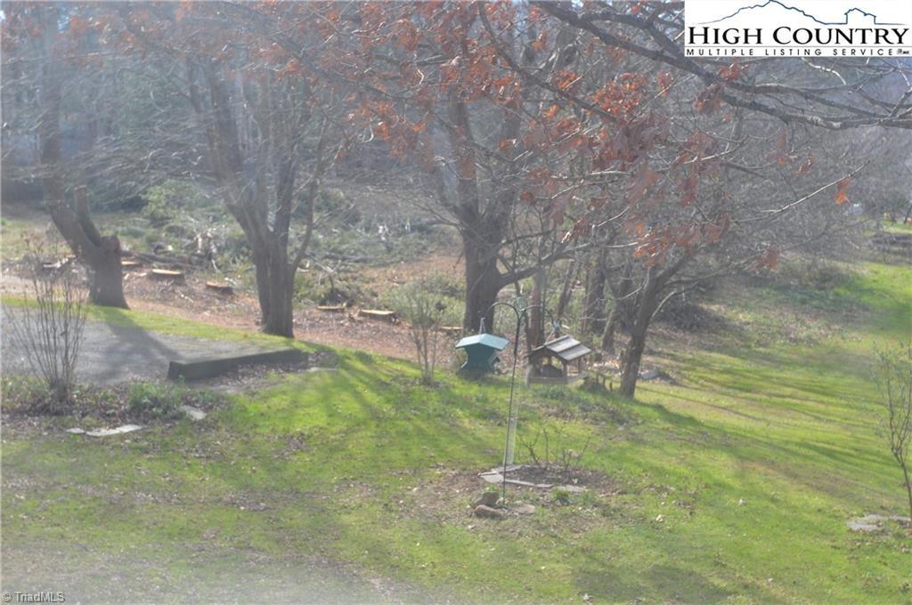 539 Ballpark Road Sparta, NC 28675 - Photo 12 of 23 Gallery Image 12