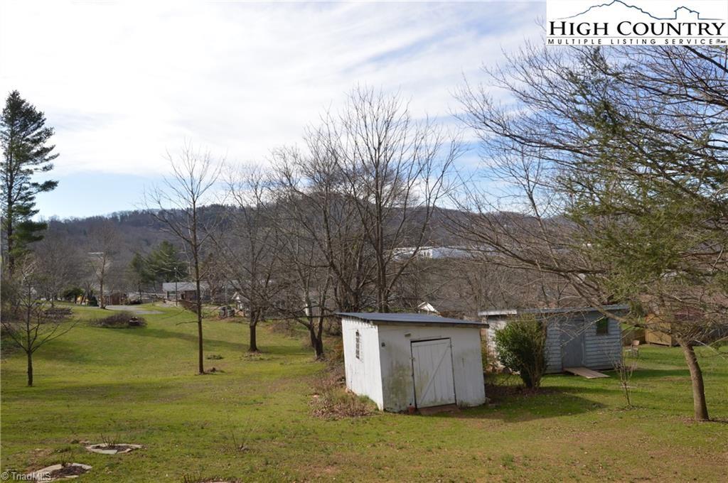 539 Ballpark Road Sparta, NC 28675 - Photo 13 of 23 Gallery Image 13