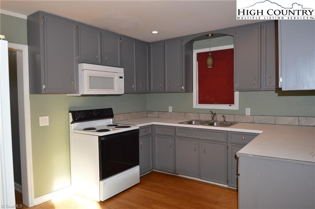 539 Ballpark Road Sparta, NC 28675 - Photo 5 of 23 Gallery Image 5