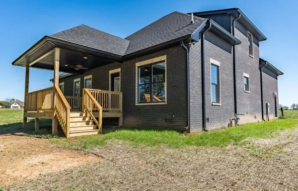 $499,900 | 308 Billy T Drive, Elkton, KY 42220