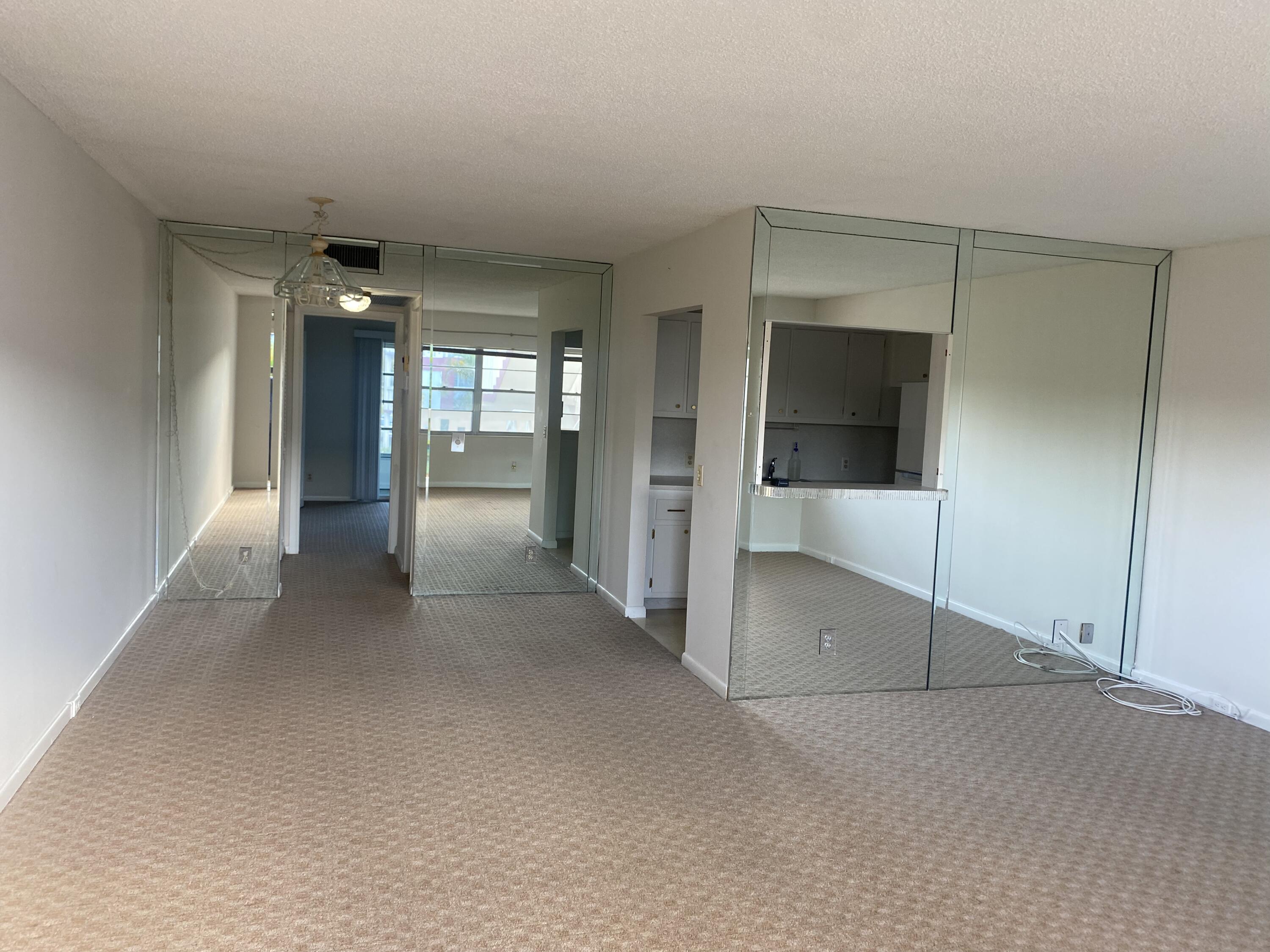 58 Fanshaw B Boca Raton, FL 33434 - Photo 3 of 9 E49913D5-862D-4EE7-98DD-7D84826CF9B1
