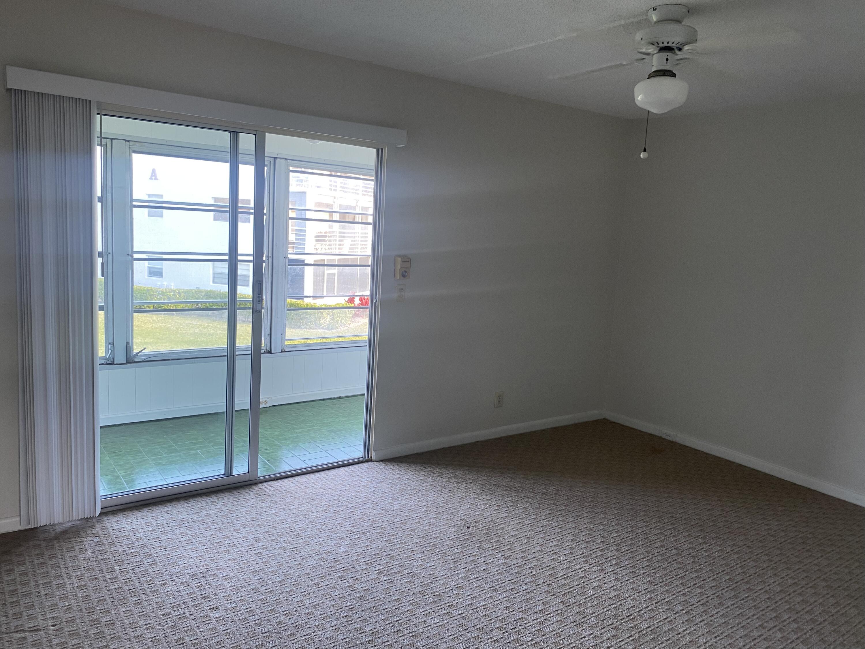 58 Fanshaw B Boca Raton, FL 33434 - Photo 6 of 9 DDAA30BB-8438-4106-9426-0C824DA13801 (1)