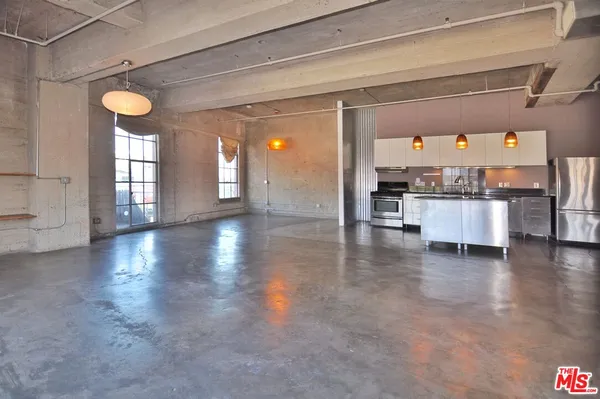 $4,200 | 1855 Industrial Street, Unit 318, Los Angeles, CA 90021