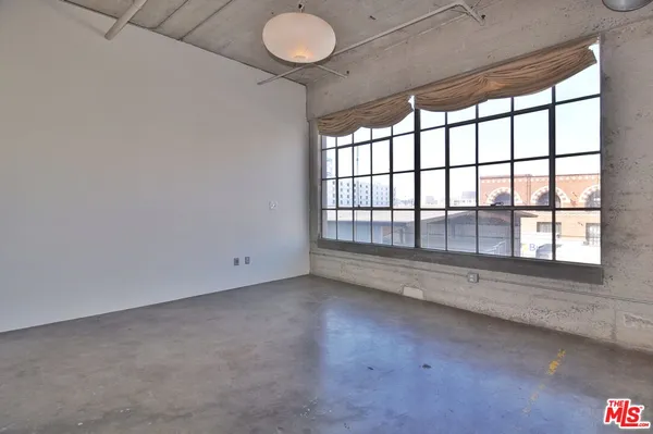 $4,200 | 1855 Industrial Street, Unit 318, Los Angeles, CA 90021