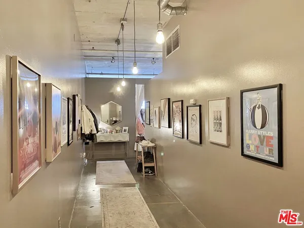 $4,200 | 1855 Industrial Street, Unit 318, Los Angeles, CA 90021