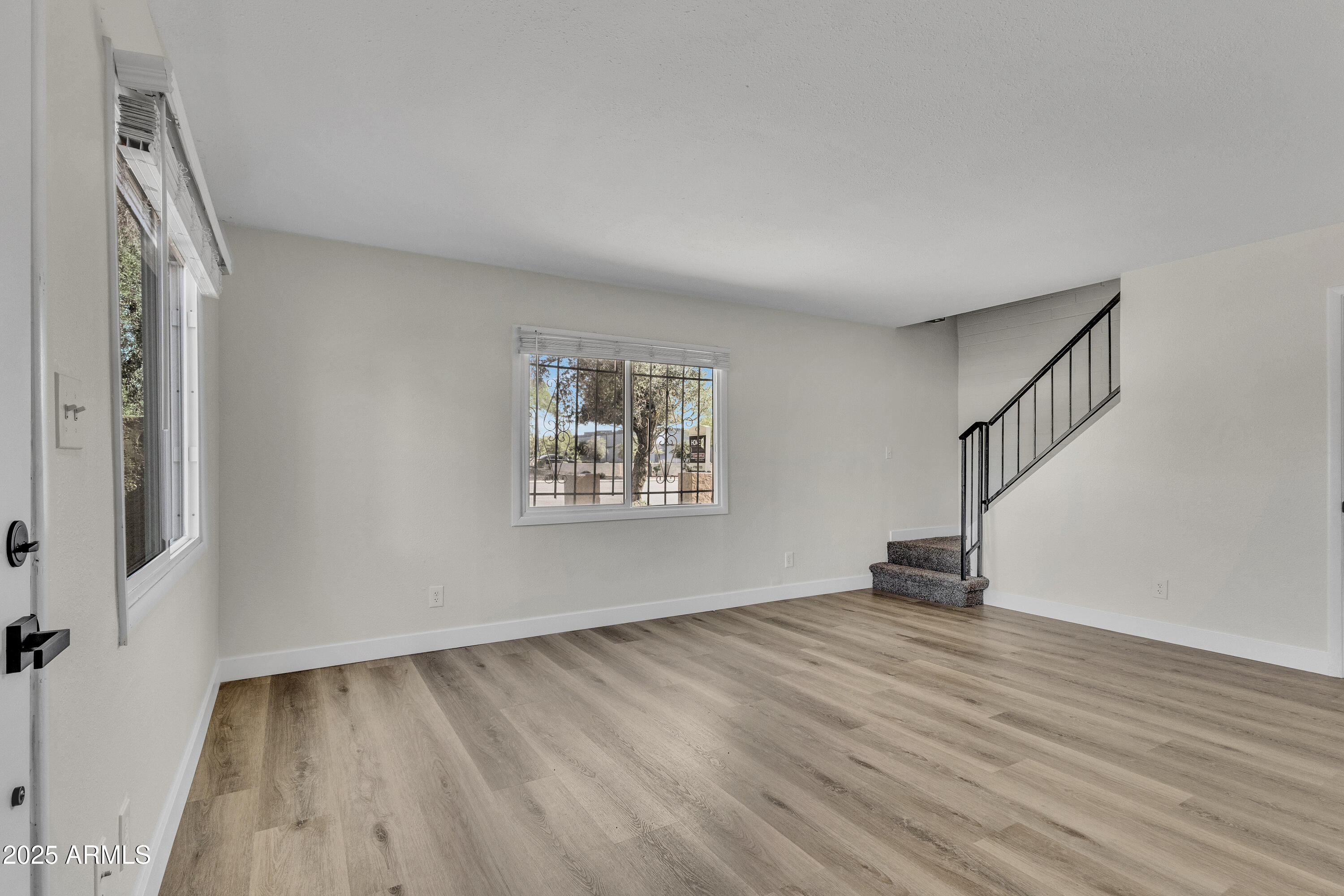 4714 East Broadway Road Phoenix, AZ 85040 - Photo 26 of 27 IMG_9296
