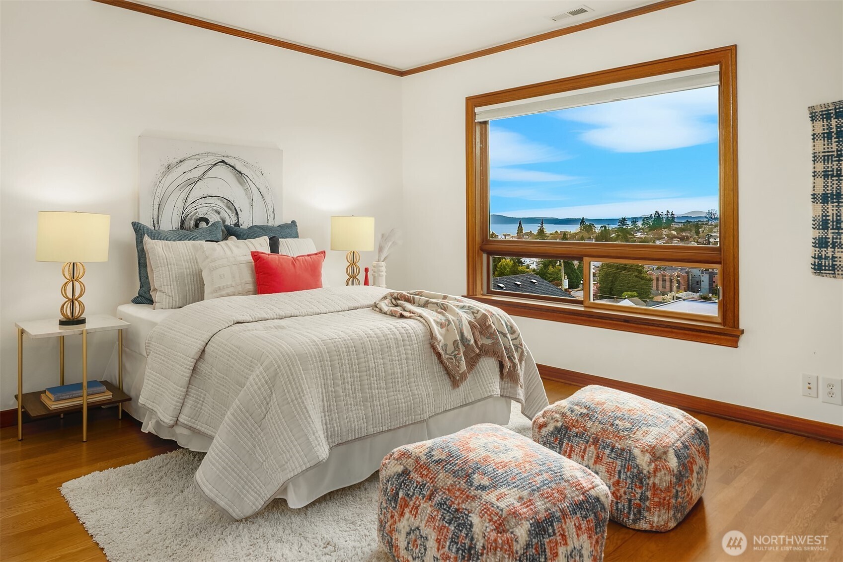 2409 29th Avenue West Seattle, WA 98199 - Photo 15 of 40