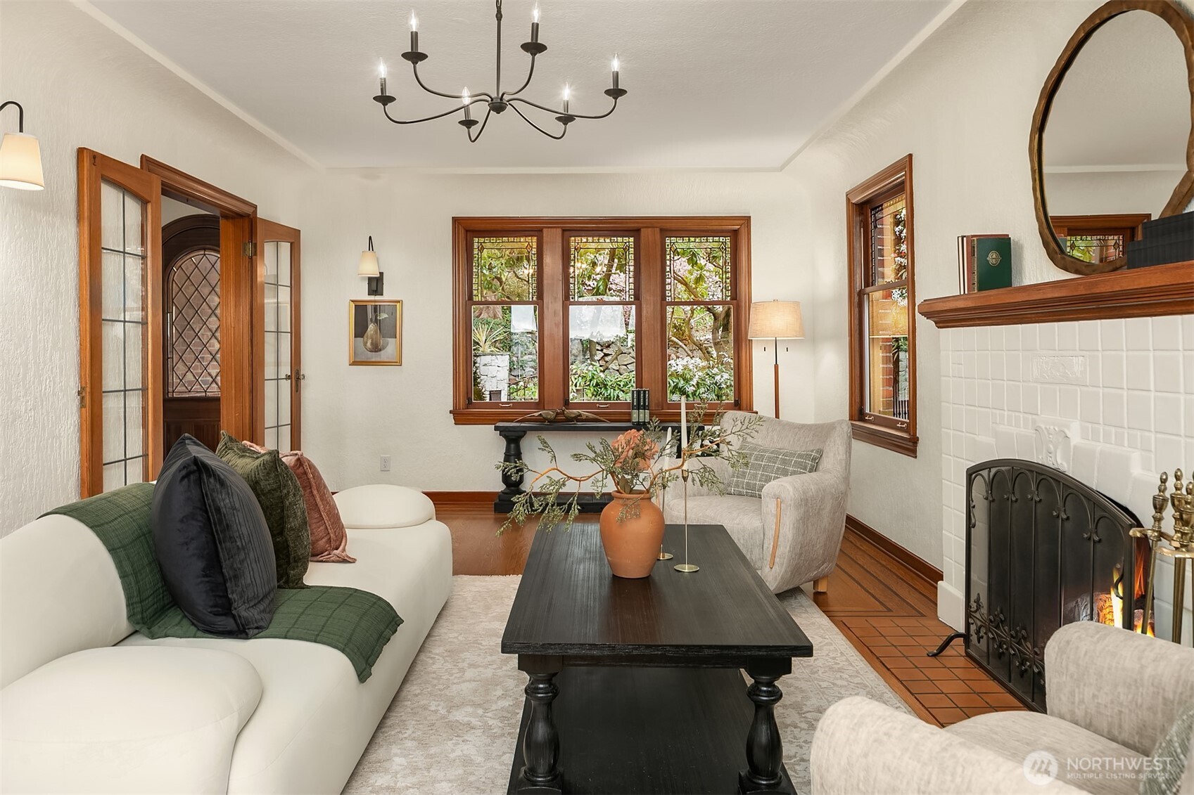 2409 29th Avenue West Seattle, WA 98199 - Photo 5 of 40