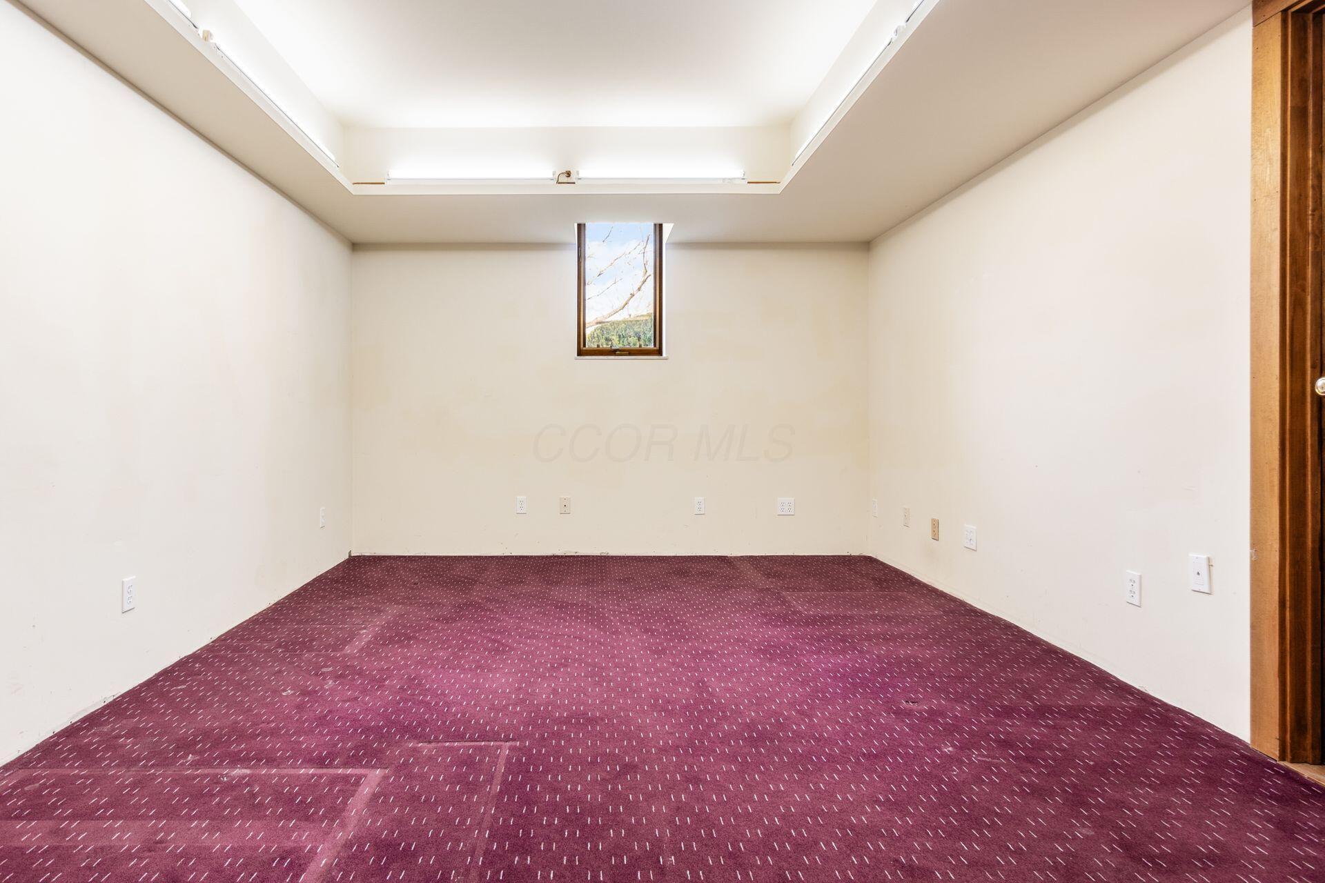 803 Old Farm Road Columbus, OH 43213 - Photo 65 of 97 Second Office