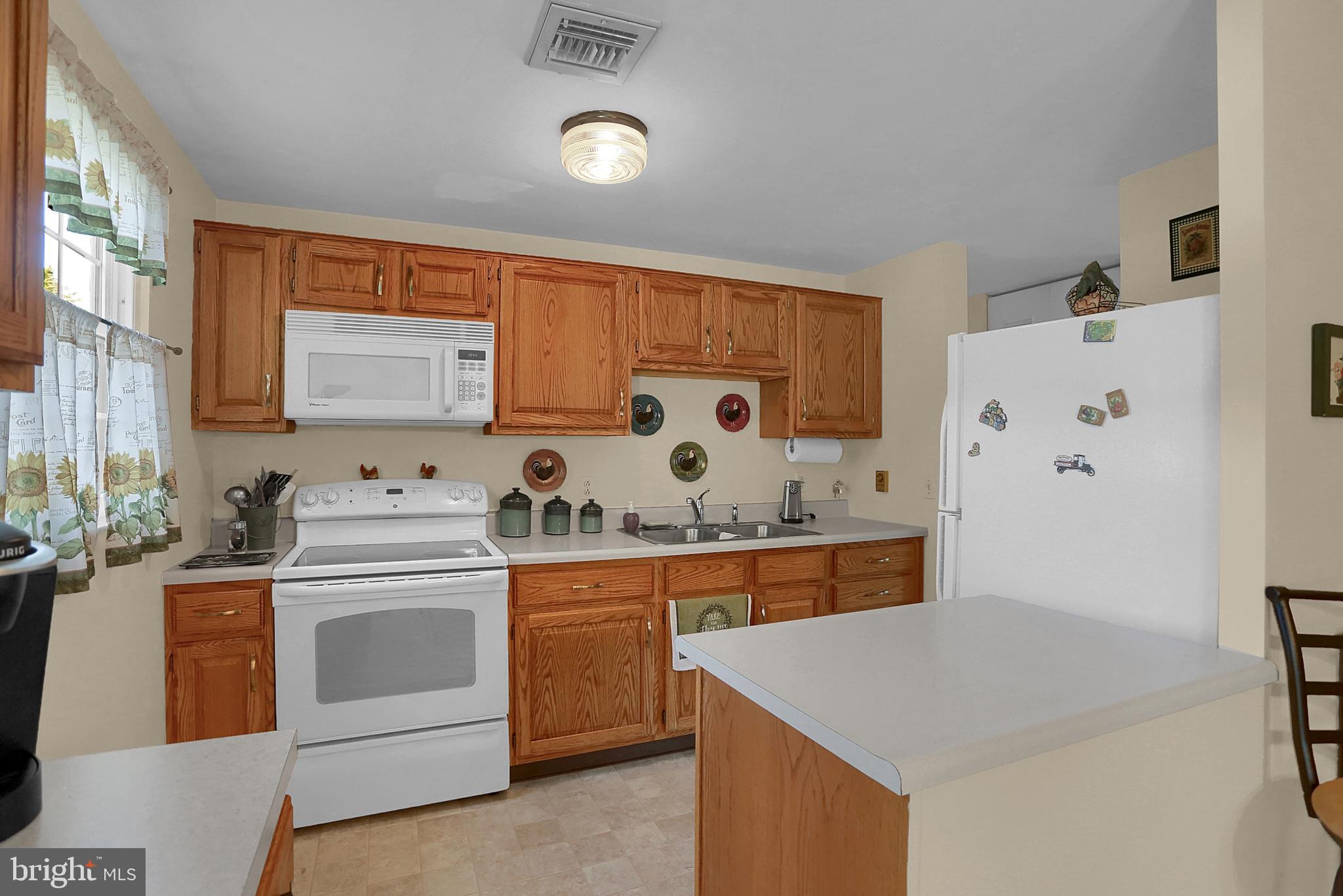1840 Rosstown Road Lewisberry, PA 17339 - Photo 3 of 39