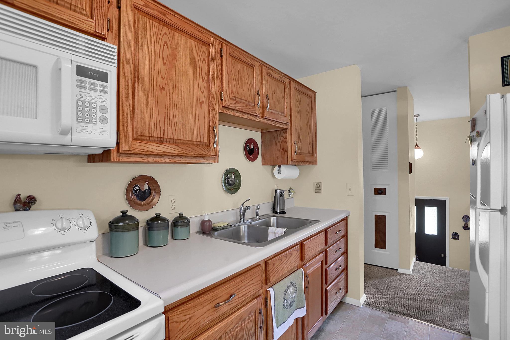 1840 Rosstown Road Lewisberry, PA 17339 - Photo 7 of 39