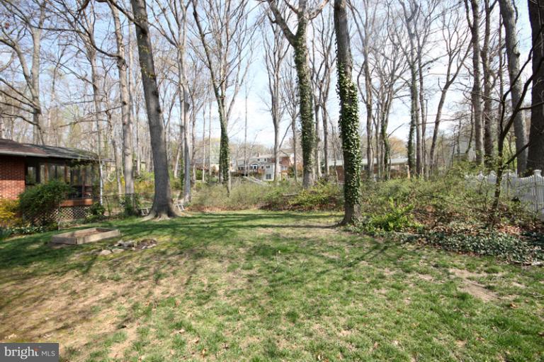 4125 Roberts Road Fairfax, VA 22032 - Photo 10 of 28 Exterior (General)