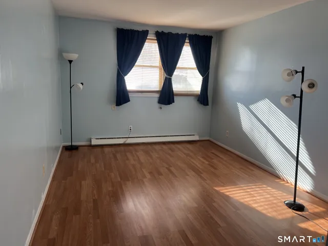 $1,700 | 285 Savin Avenue, Unit A5, West Haven, CT 06516