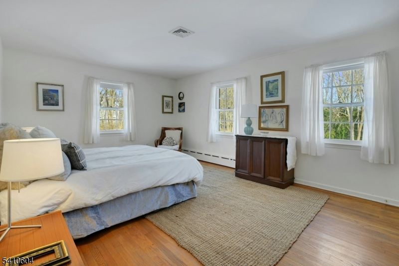 29 Village Road Morristown, NJ 07960 - Photo 12 of 26