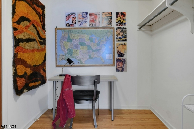 29 Village Road Morristown, NJ 07960 - Photo 20 of 26