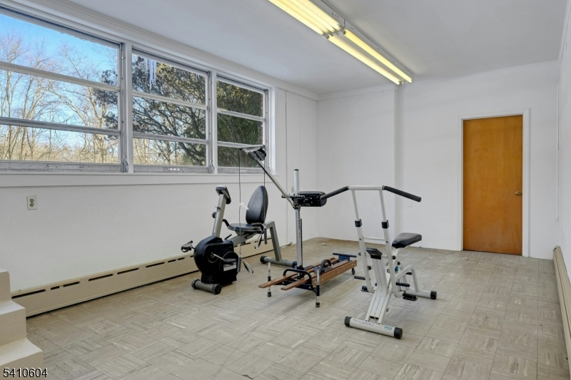 29 Village Road Morristown, NJ 07960 - Photo 23 of 26