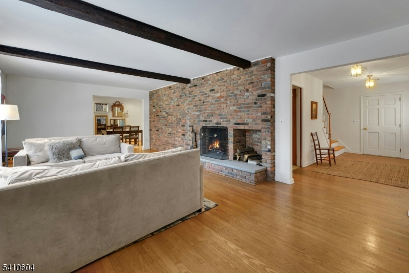 29 Village Road Morristown, NJ 07960 - Photo 6 of 26