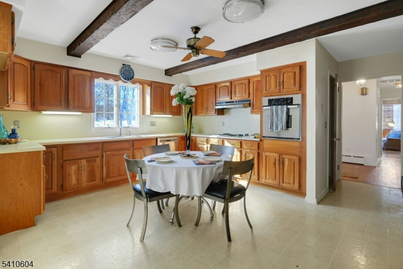 29 Village Road Morristown, NJ 07960 - Photo 7 of 26