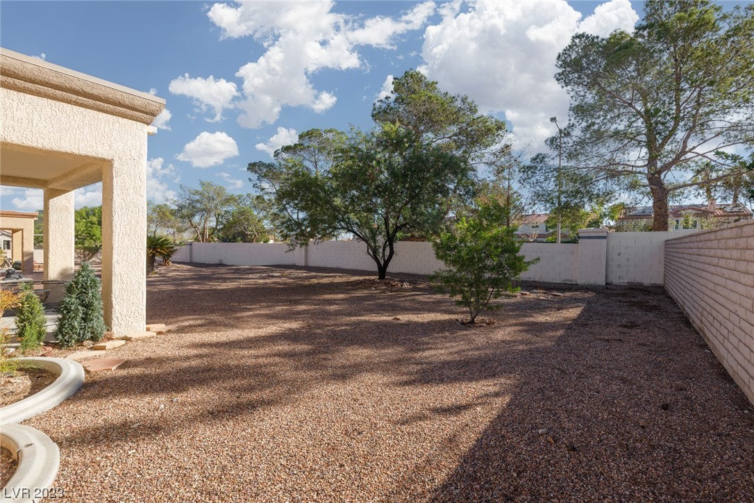 2608 Springridge Drive Las Vegas, NV 89134 - Photo 21 of 30