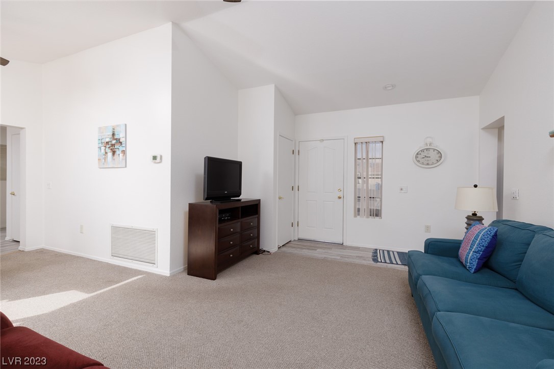 2608 Springridge Drive Las Vegas, NV 89134 - Photo 7 of 30