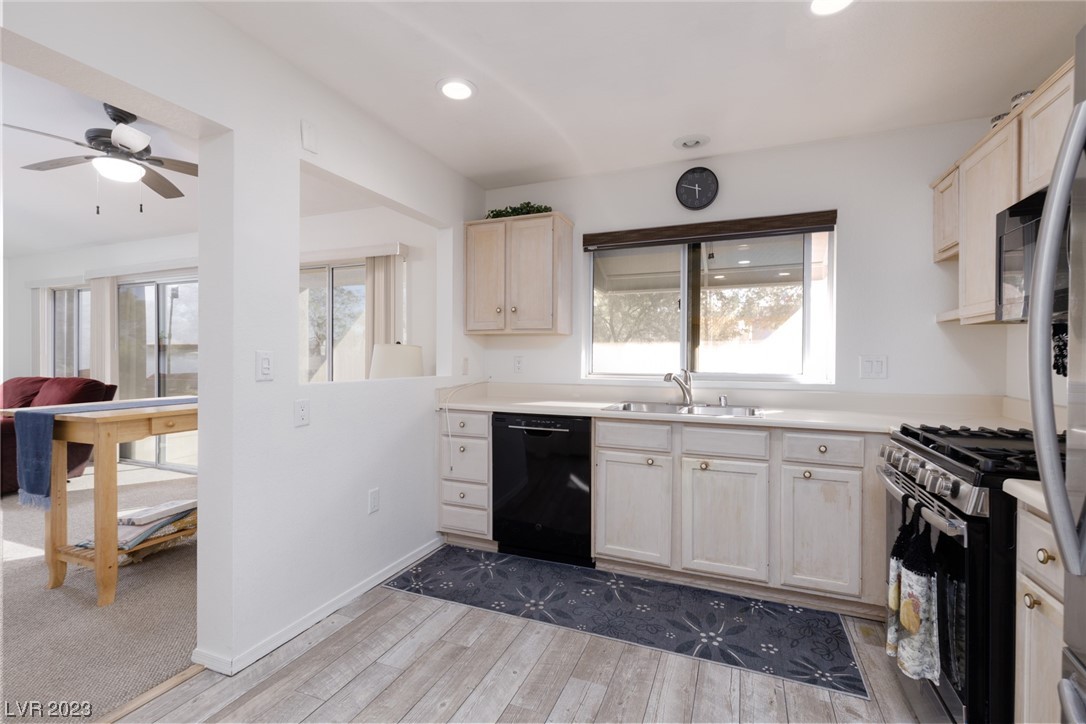 2608 Springridge Drive Las Vegas, NV 89134 - Photo 9 of 30
