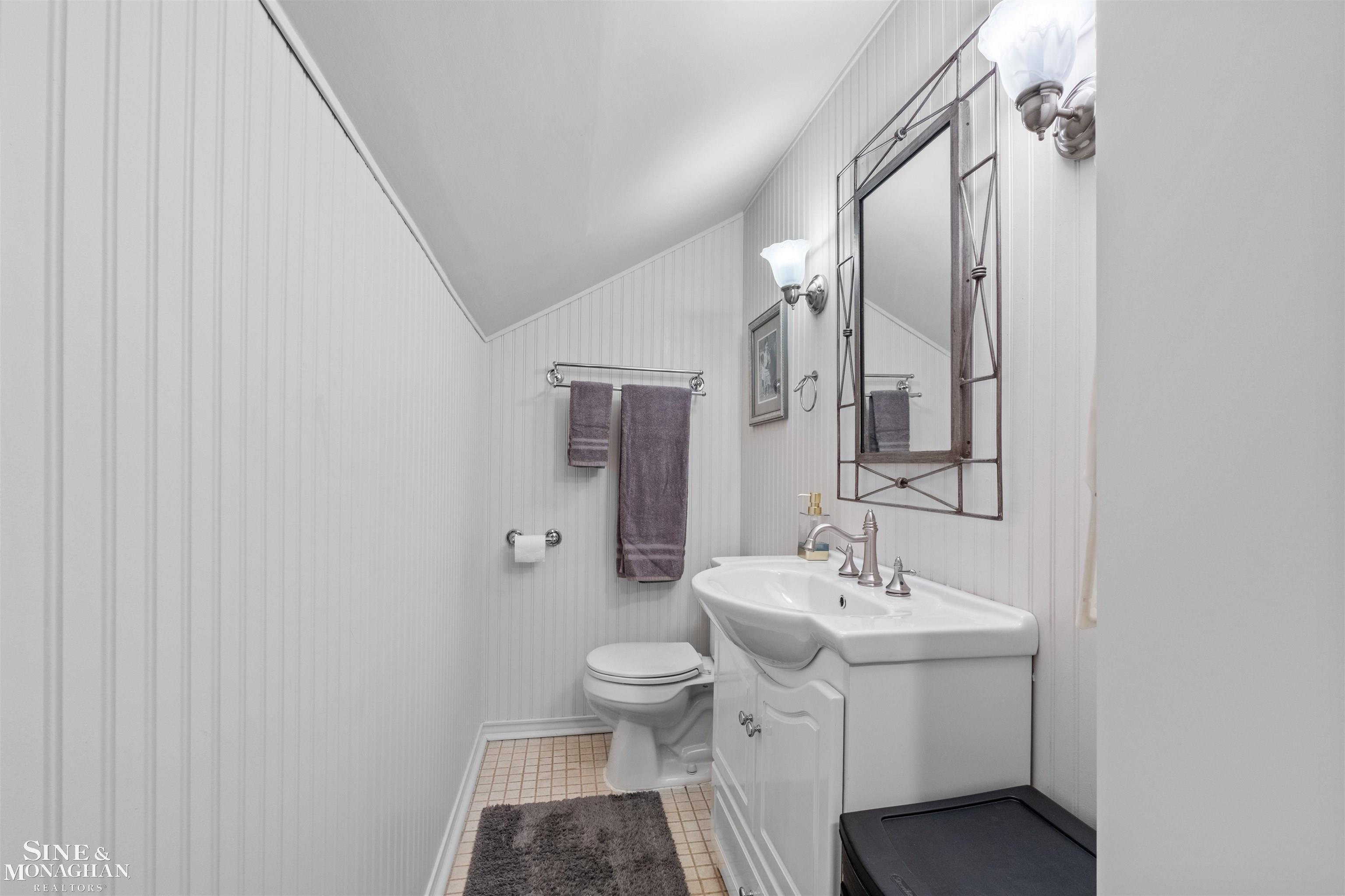 407 Kerby Road Grosse Pointe Farms, MI 48236 - Photo 25 of 44