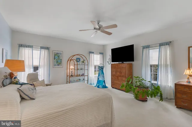 $569,000 | 121 Devalinder Drive, Newark, DE 19702