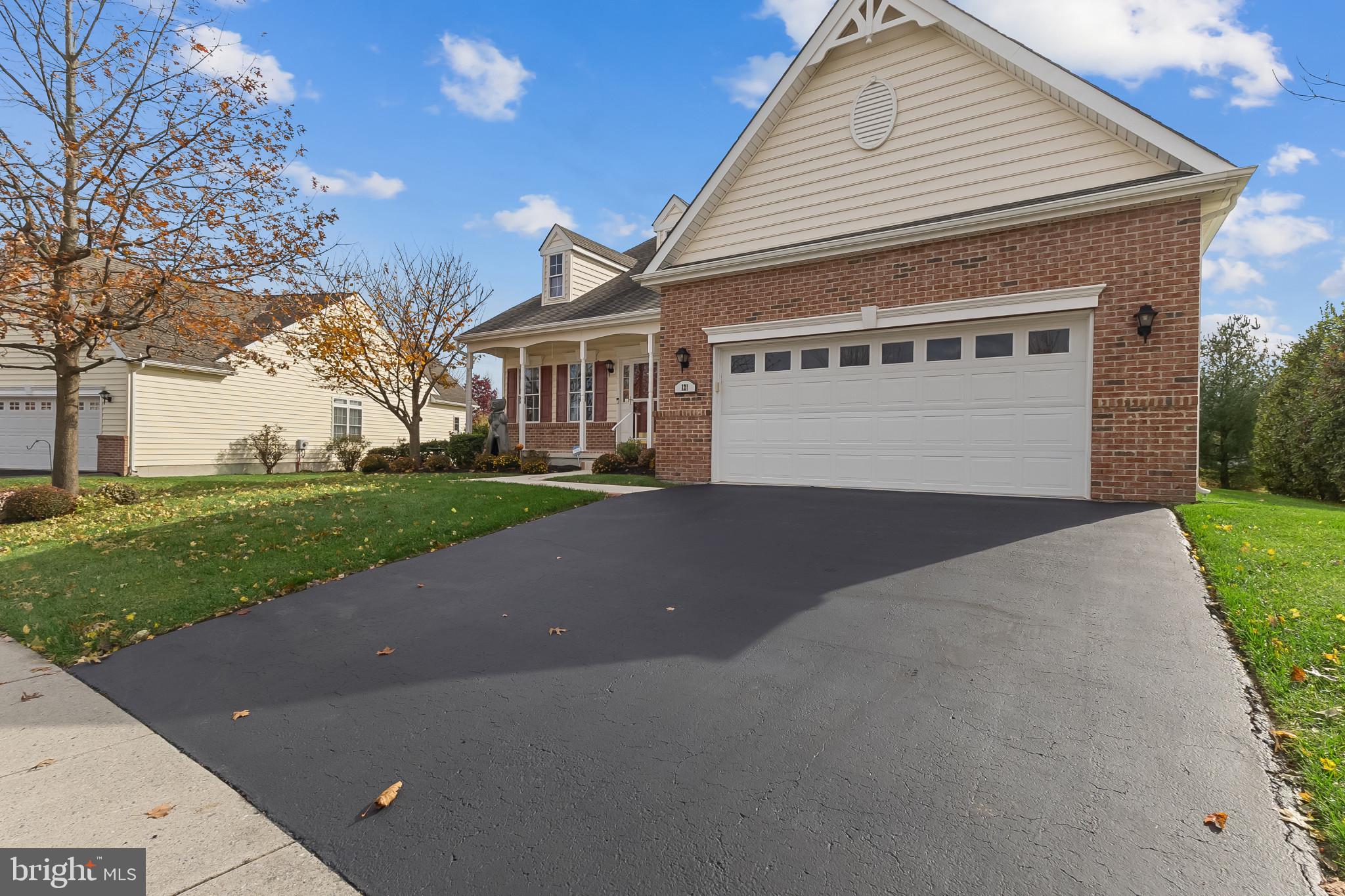 121 Devalinder Drive Newark, DE 19702 - Photo 3 of 41