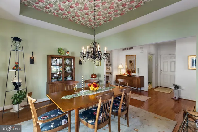 $569,000 | 121 Devalinder Drive, Newark, DE 19702