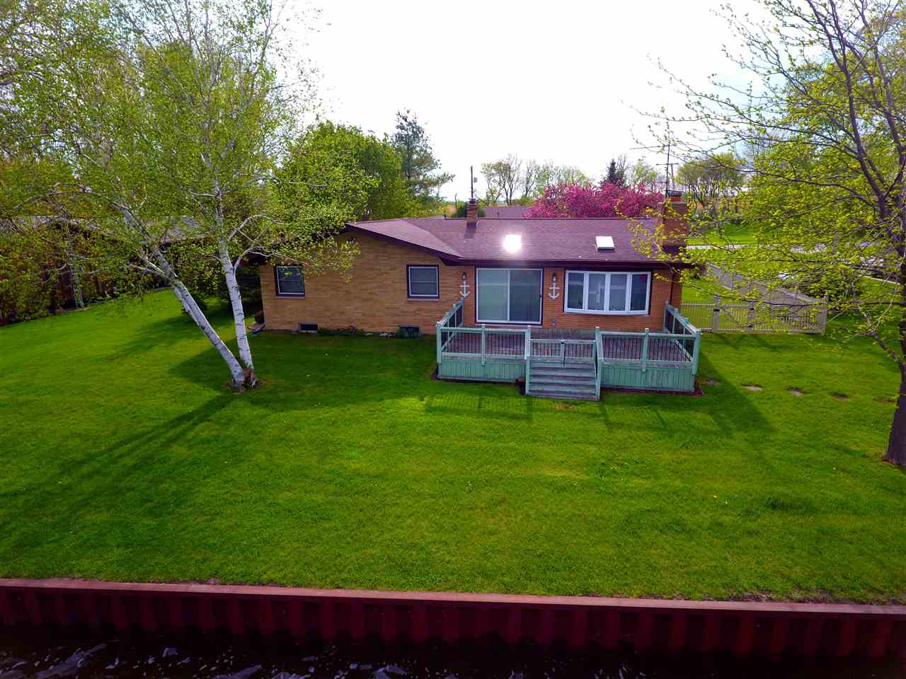 7624 Melbourne Road Saginaw, MI 48604 - Photo 3 of 38