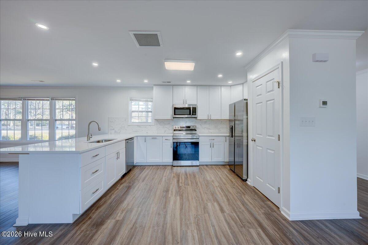 402 Swiss Road New Bern, NC 28560 - Photo 8 of 36 8