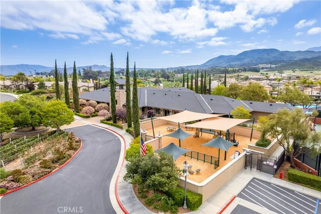 $940,000 | 33827 Flora Springs Street, Temecula, CA 92592