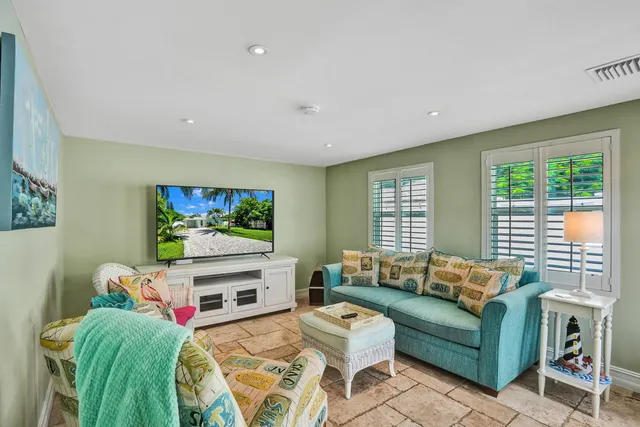 $3,100 | 1433 Northeast 27th Street, Pompano Beach, FL 33064