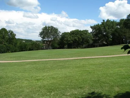 a view of a tennis court
