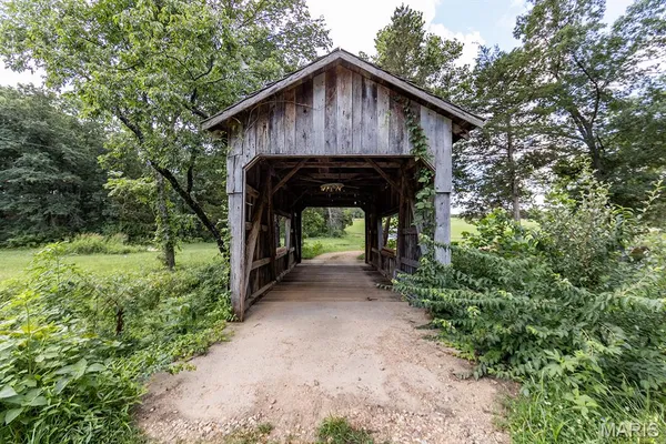 $699,000 | 81 Pilkenton Lane, Cuba, MO 65453