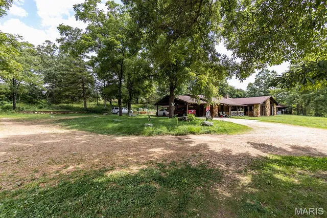$699,000 | 81 Pilkenton Lane, Cuba, MO 65453