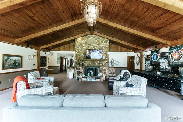 $699,000 | 81 Pilkenton Lane, Cuba, MO 65453